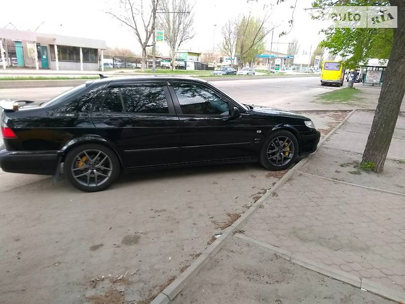 Saab 9-5 2000 года