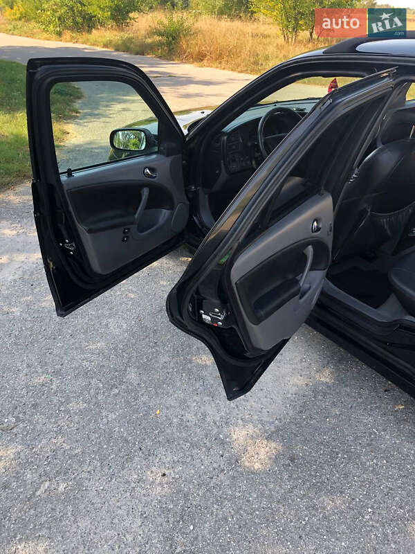 Универсал Saab 9-5 2004 в Киеве