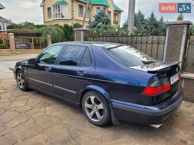 Седан Saab 9-5 2000 в Дніпрі