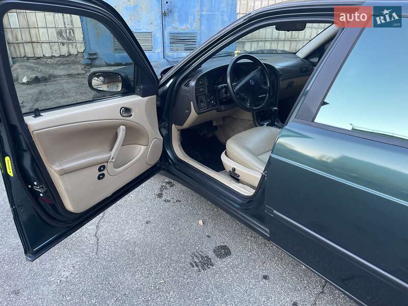 Седан Saab 9-5 1998 в Киеве