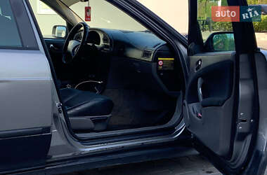 Седан Saab 9-5 2003 в 