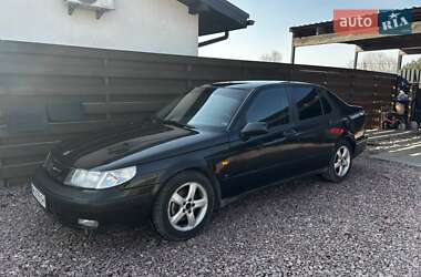 Седан Saab 9-5 2000 в  фото 9 Седан Saab 9-5 2000 в