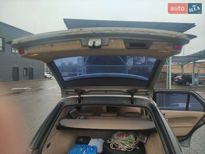 Универсал Saab 9-5 2002 в Киеве