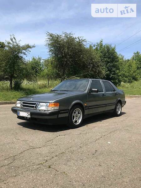 Седан Saab 9000 1989 в Ровно