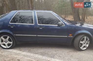 Хетчбек Saab 9000 1992 в Баришівка