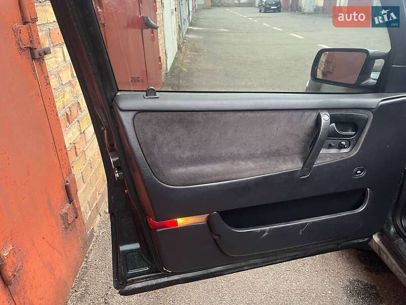 Хетчбек Saab 9000 1991 в Києві