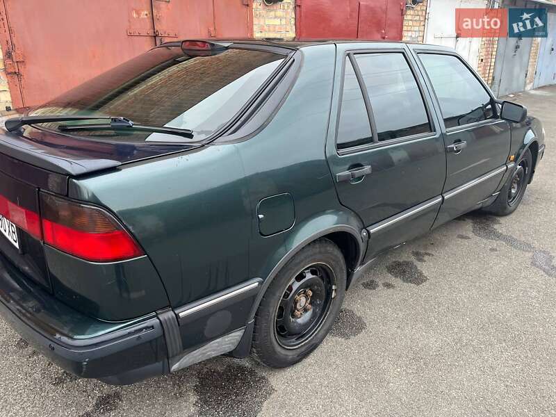 Хетчбек Saab 9000 1991 в Києві