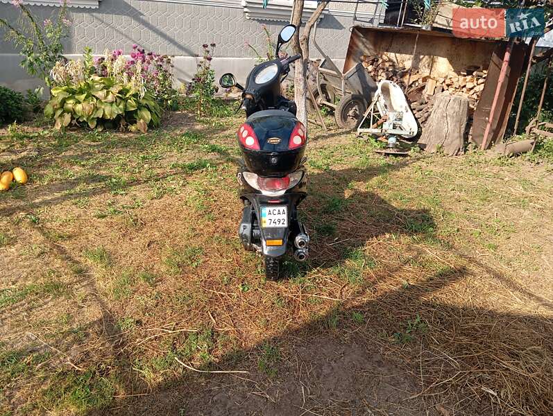 Скутер Sabur SB 2008 в Дубно