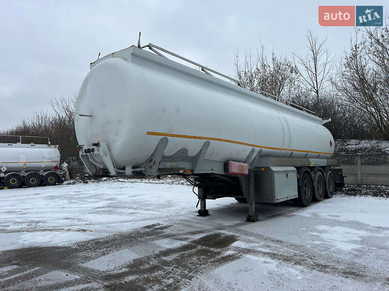 Цистерна полуприцеп Sahin Tanker 3FT 2012 в 