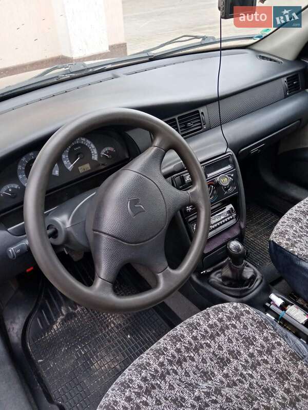 Седан Samand EL 2008 в Великой Писаревке