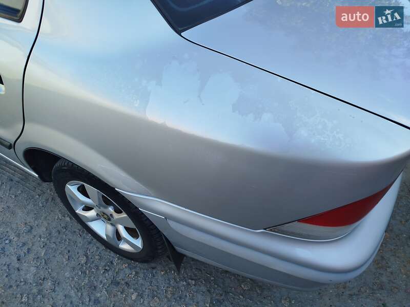 Седан Samand EL 2007 в Южноукраинске