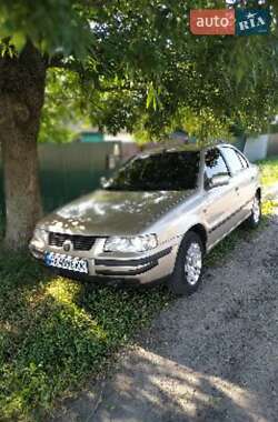 Седан Samand EL 2007 в 