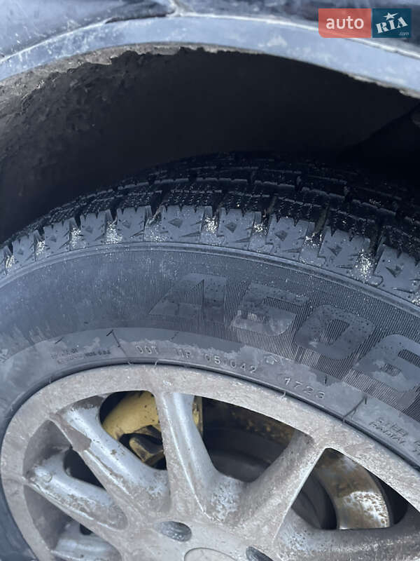 Седан Samand LX 2005 в Балаклії