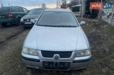Седан Samand LX 2006 в Варві