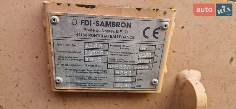 Телескопічні навантажувачі Sambron T 3071 1997 в Радехові