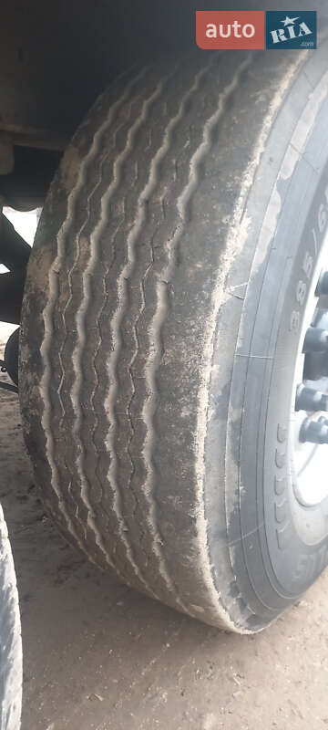 Рефрижератор полуприцеп Samro S 338WHPF 2002 в Львове