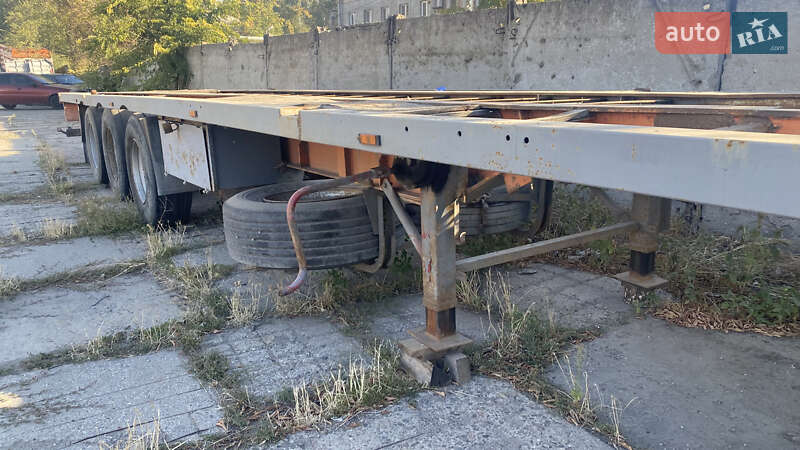 Контейнеровоз напівпричіп Samro SR 334 1996 в Одесі