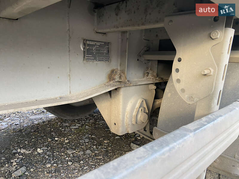 Тентованный борт (штора) - полуприцеп Samro ST 33140 2006 в Тернополе фото 13 Тентованный борт (штора) - полуприцеп Samro ST 33140 2006 в Тернополе