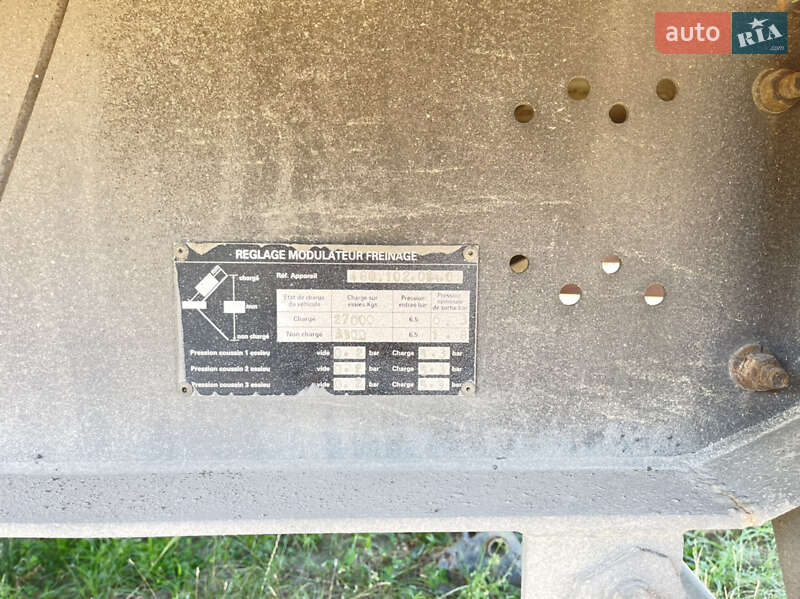 Тентованный борт (штора) - полуприцеп Samro ST 2008 в Емильчине