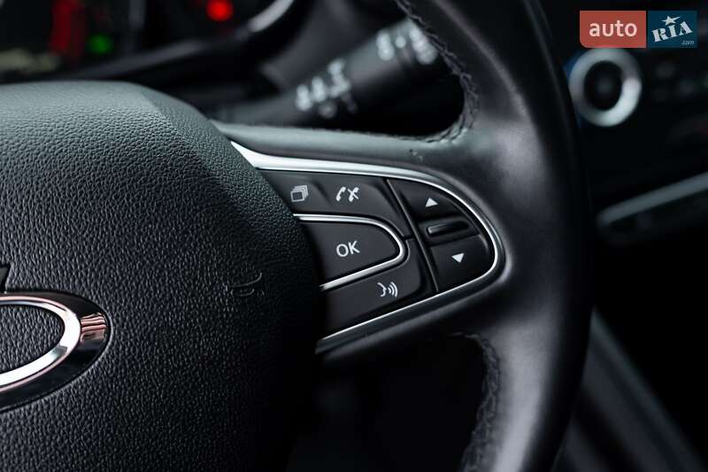 Внедорожник / Кроссовер Samsung QM6 2019 в Ровно фото 39 Внедорожник / Кроссовер Samsung QM6 2019 в Ровно