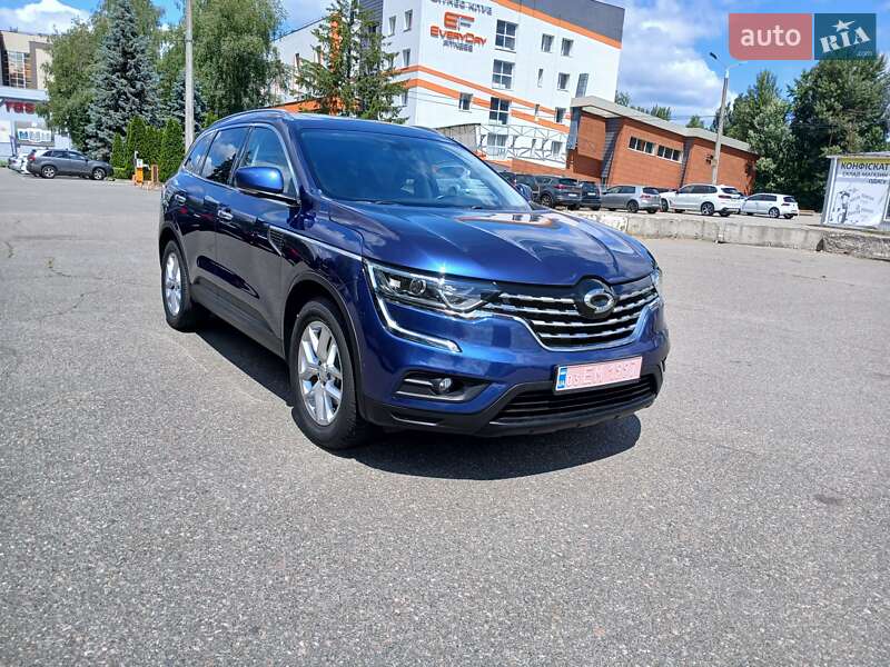 Внедорожник / Кроссовер Samsung QM6 2016 в Киеве