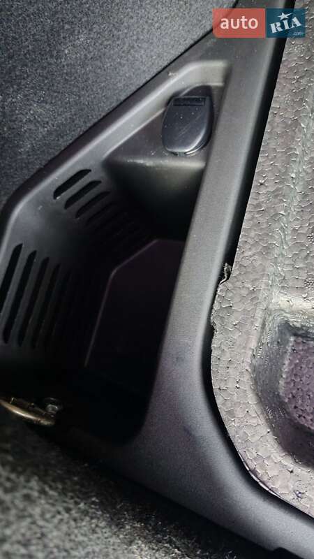 Внедорожник / Кроссовер Samsung QM6 2017 в Ровно