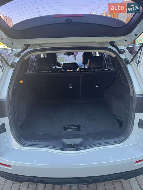 Внедорожник / Кроссовер Samsung QM6 2016 в Ужгороде фото 14 Внедорожник / Кроссовер Samsung QM6 2016 в Ужгороде