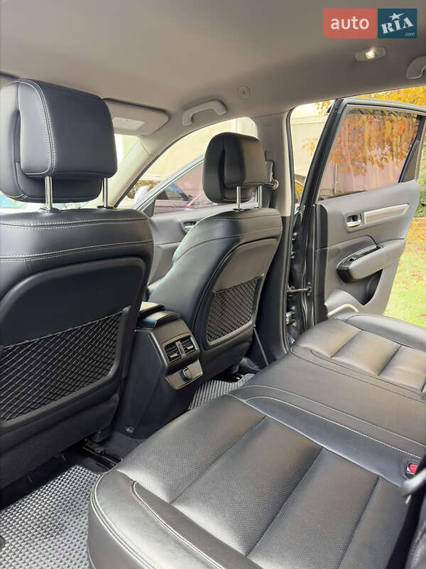 Позашляховик / Кросовер Samsung QM6 2017 в Кам'янець-Подільському