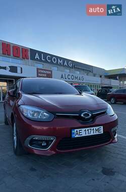 Седан Samsung SM3 2014 в 