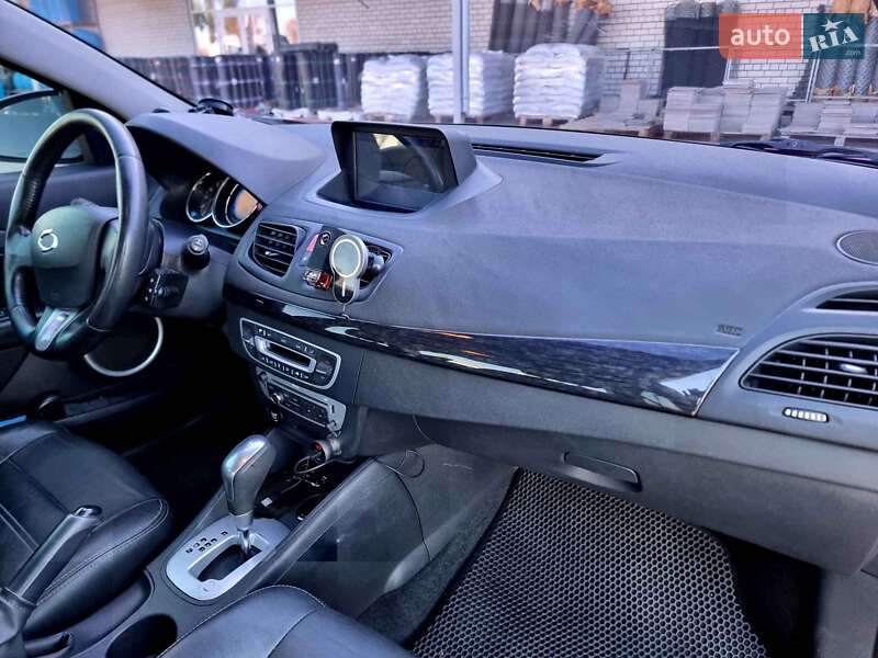 Седан Samsung SM3 2014 в Павлограде
