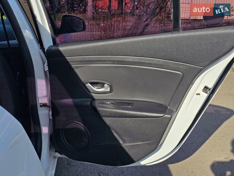 Седан Samsung SM3 2019 в Хмельницком