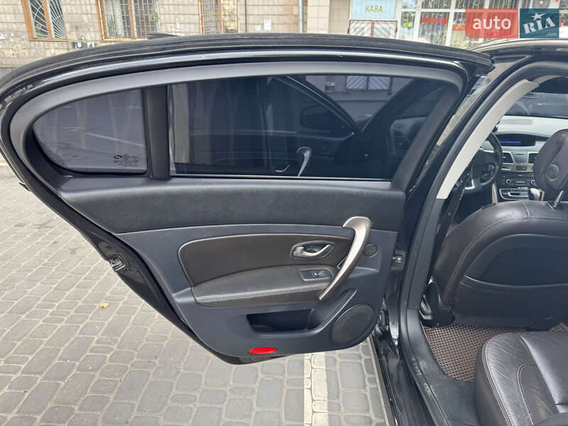 Седан Samsung SM5 2013 в Житомире