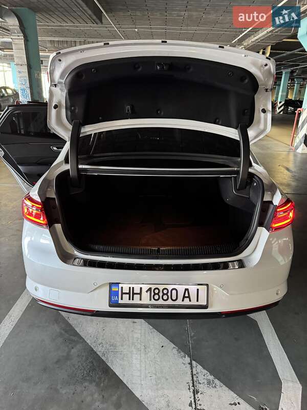 Седан Samsung SM6 2023 в Киеве