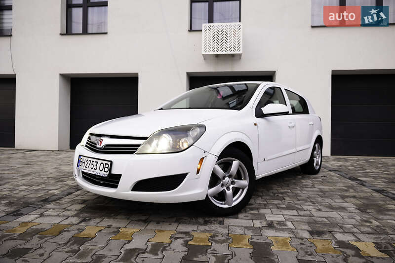 Хэтчбек Saturn Astra 2007 в Ужгороде