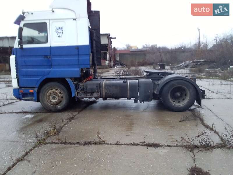 Тягач Scania 113M 1995 в Харькове