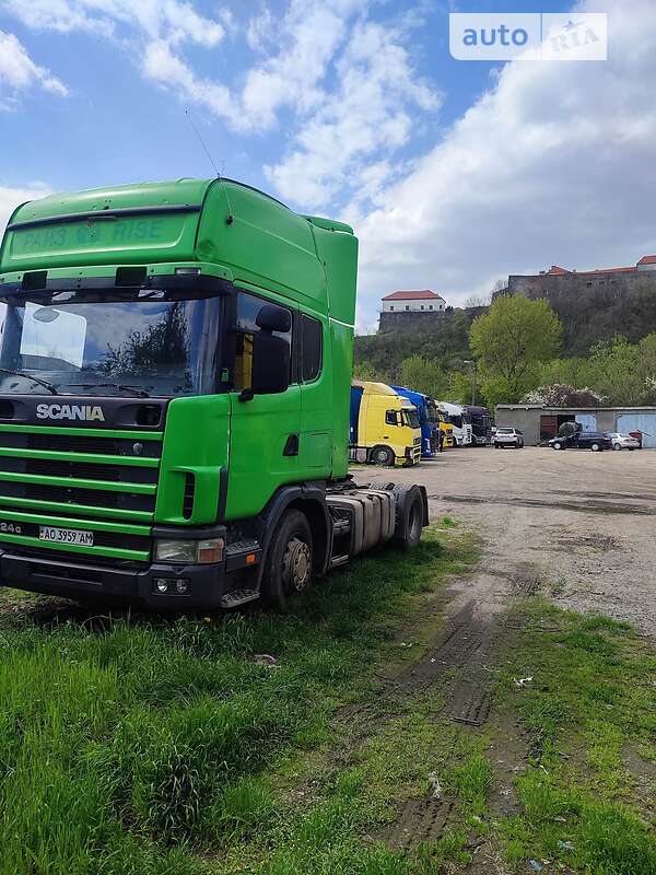 Тягач Scania 124 2001 в 