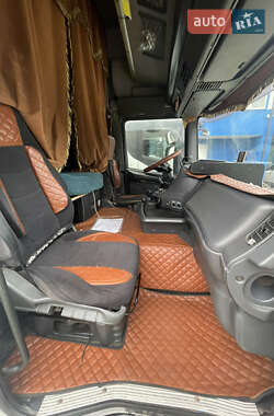 Тягач Scania 124 2003 в 