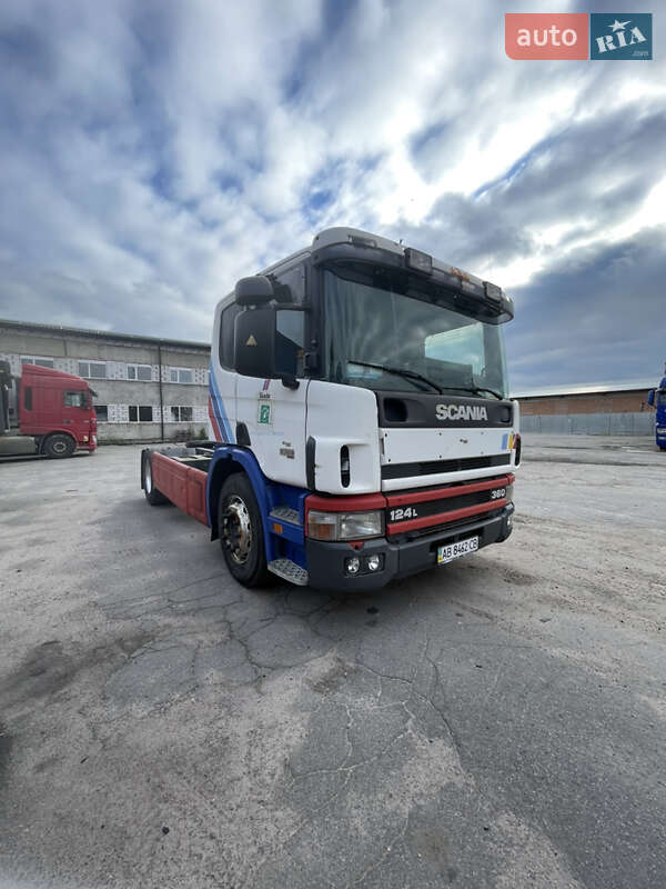 Тягач Scania 124 1998 в 