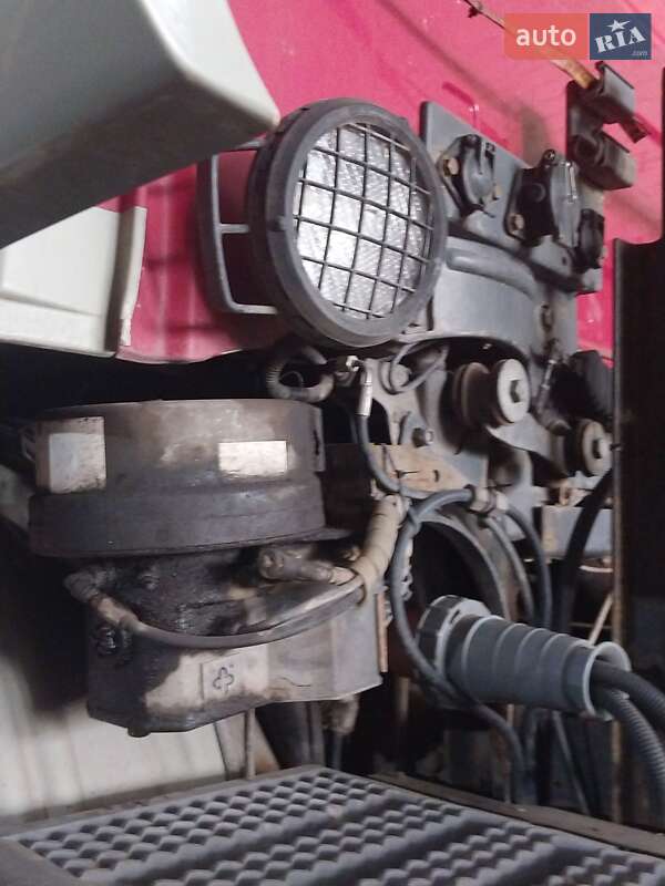 Тягач Scania 164L 2004 в Кривому Розі фото 35 Тягач Scania 164L 2004 в Кривому Розі