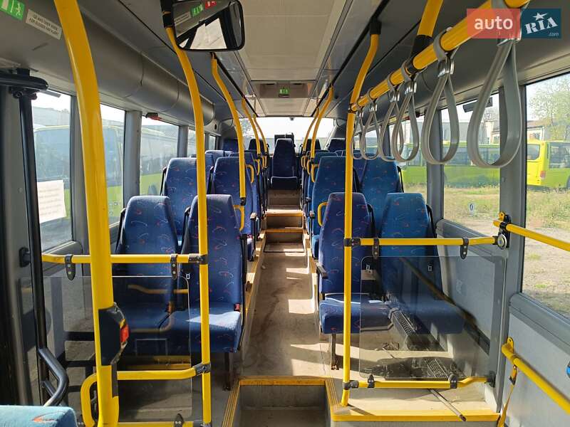 Пригородный автобус Scania OmniCity 2009 в Харькове