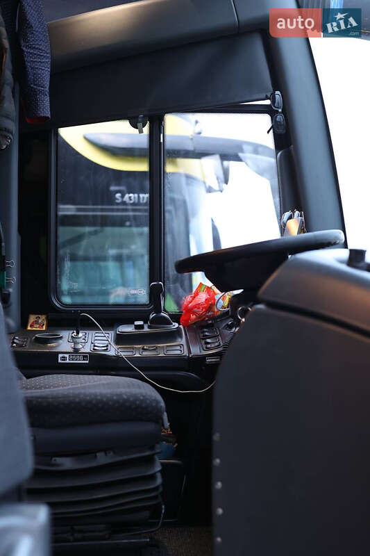 Туристичний / Міжміський автобус Scania OmniExpress 2013 в Києві