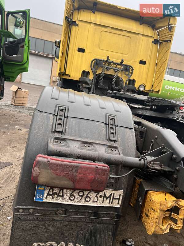 Тягач Scania P 2012 в Львове