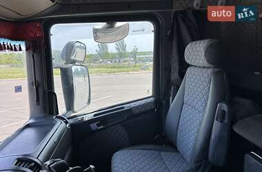 Тягач Scania P 2007 в 