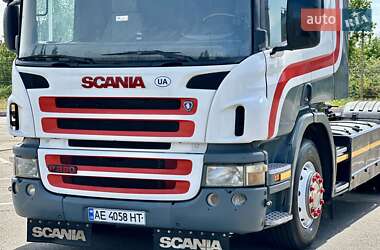 Тягач Scania P 2007 в 