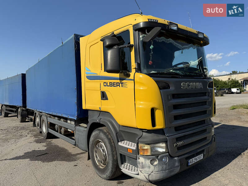 Контейнеровоз Scania P 2008 в Вінниці