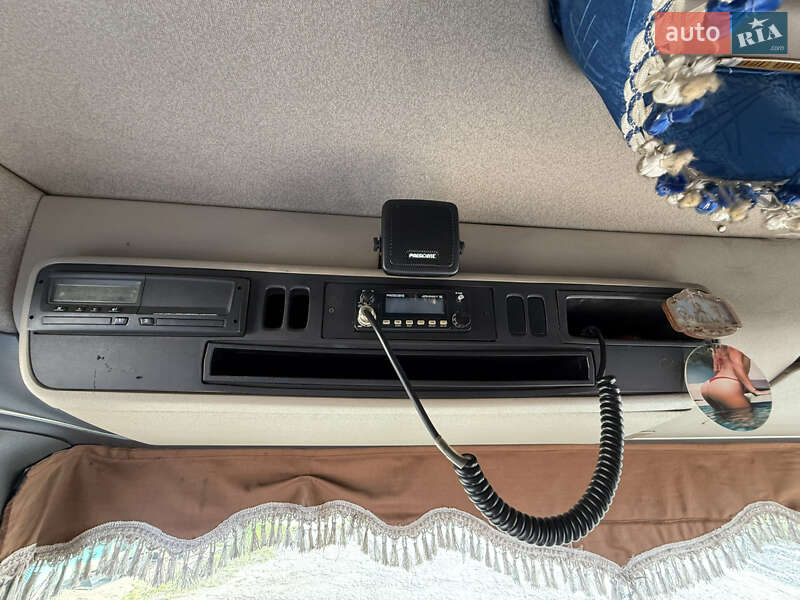 Контейнеровоз Scania P 2008 в Вінниці