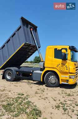 Самосвал Scania P 2011 в 
