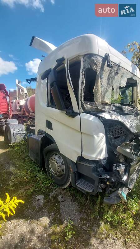 Тягач Scania P 2020 в Рівному
