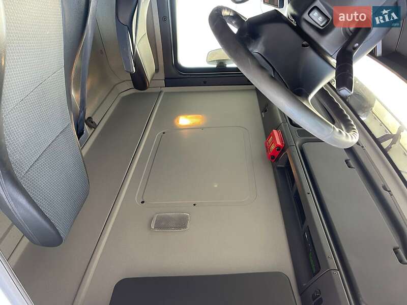 Самоскид Scania P 2012 в Бучачі