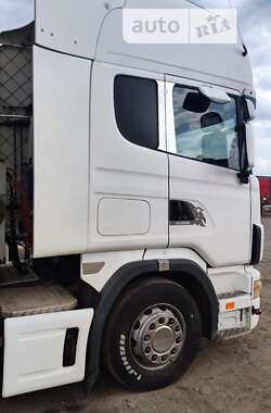 Тягач Scania R 124 2004 в 